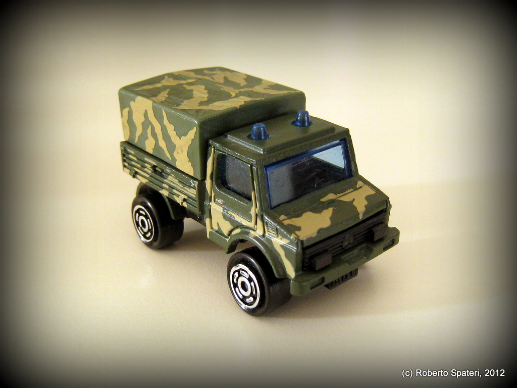 Majorette Mercedes Unimog (n.200 series)